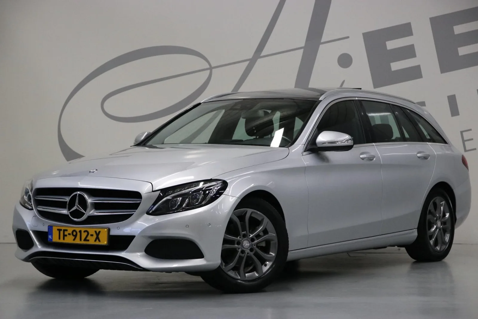 Mercedes-Benz C-Klasse (2015) — foto 1