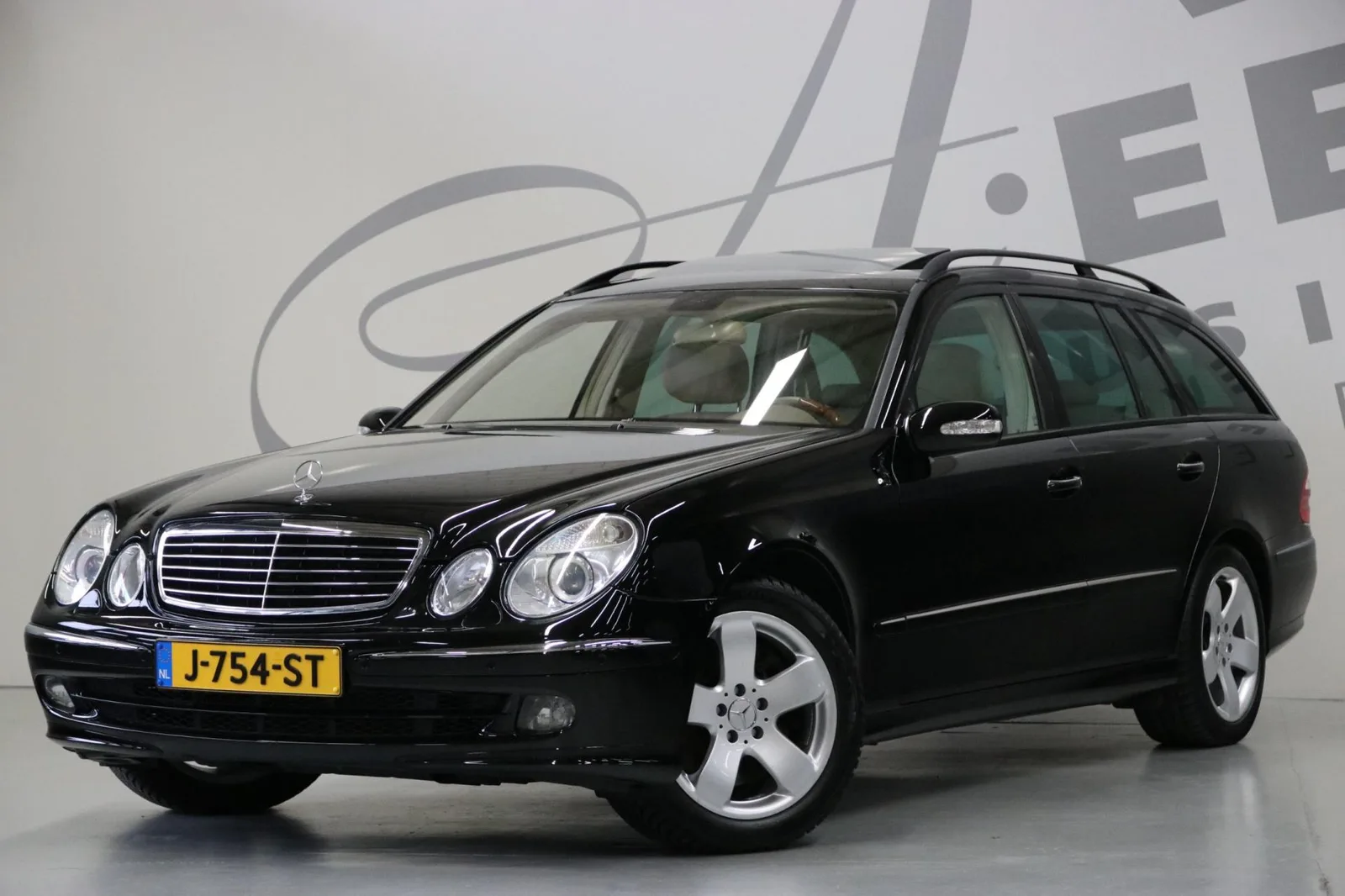 Mercedes-Benz E-Klasse (2005) — foto 1