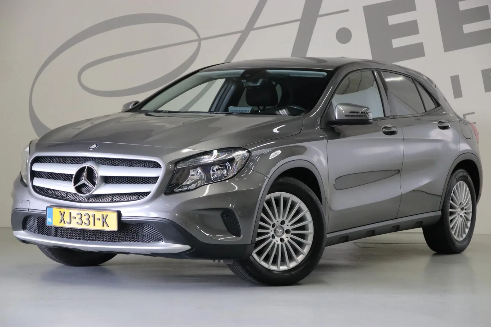 Mercedes-Benz GLA (2016) — foto 1