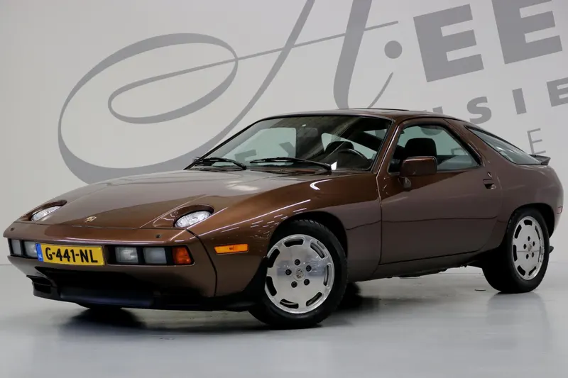 Porsche 928 (1985)