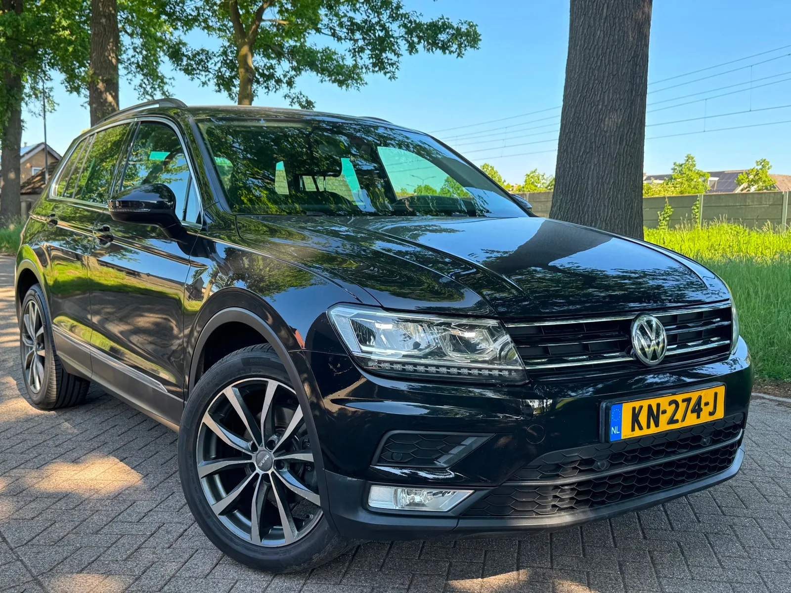 Volkswagen Tiguan (2016) — foto 1