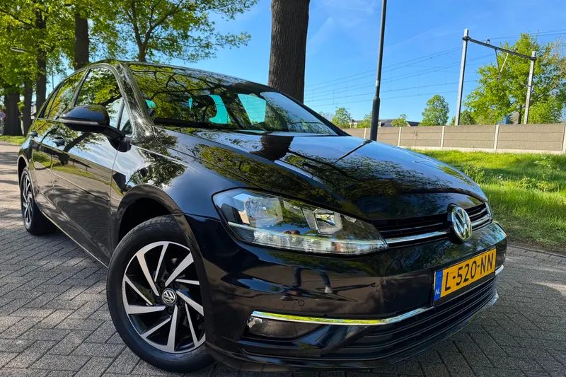 Volkswagen Golf (2018)