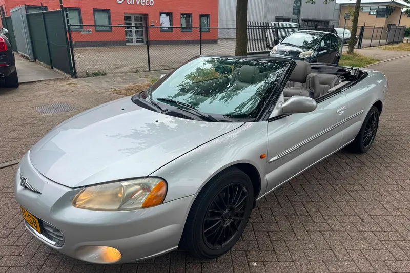 Chrysler Sebring (2001)