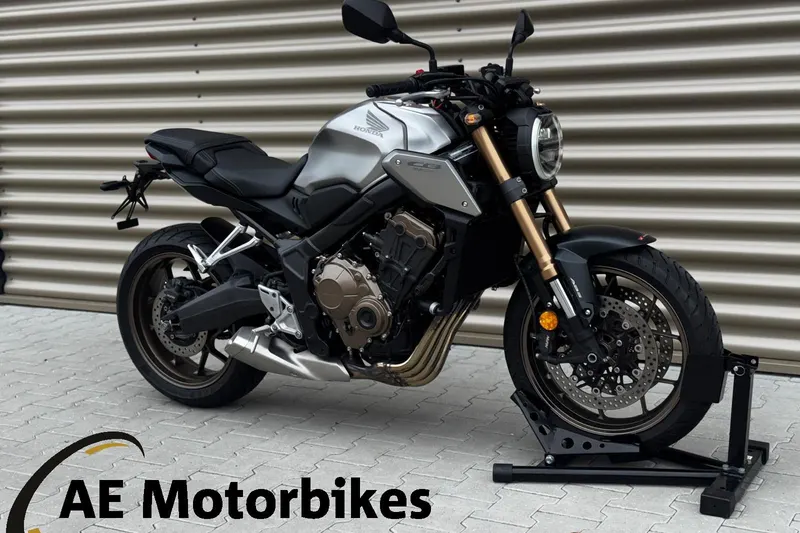 Honda CB650R (2019)