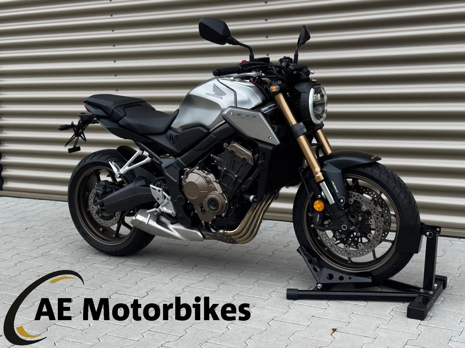 Honda CB650R (2019) — foto 1