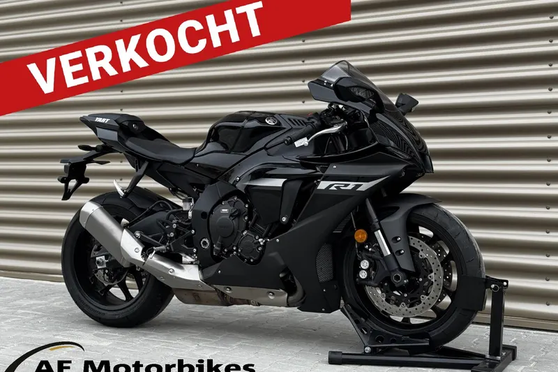 Yamaha YZF-R1 (2024)