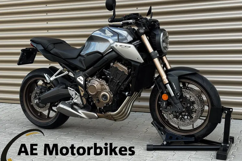 Honda CB650R (2022)