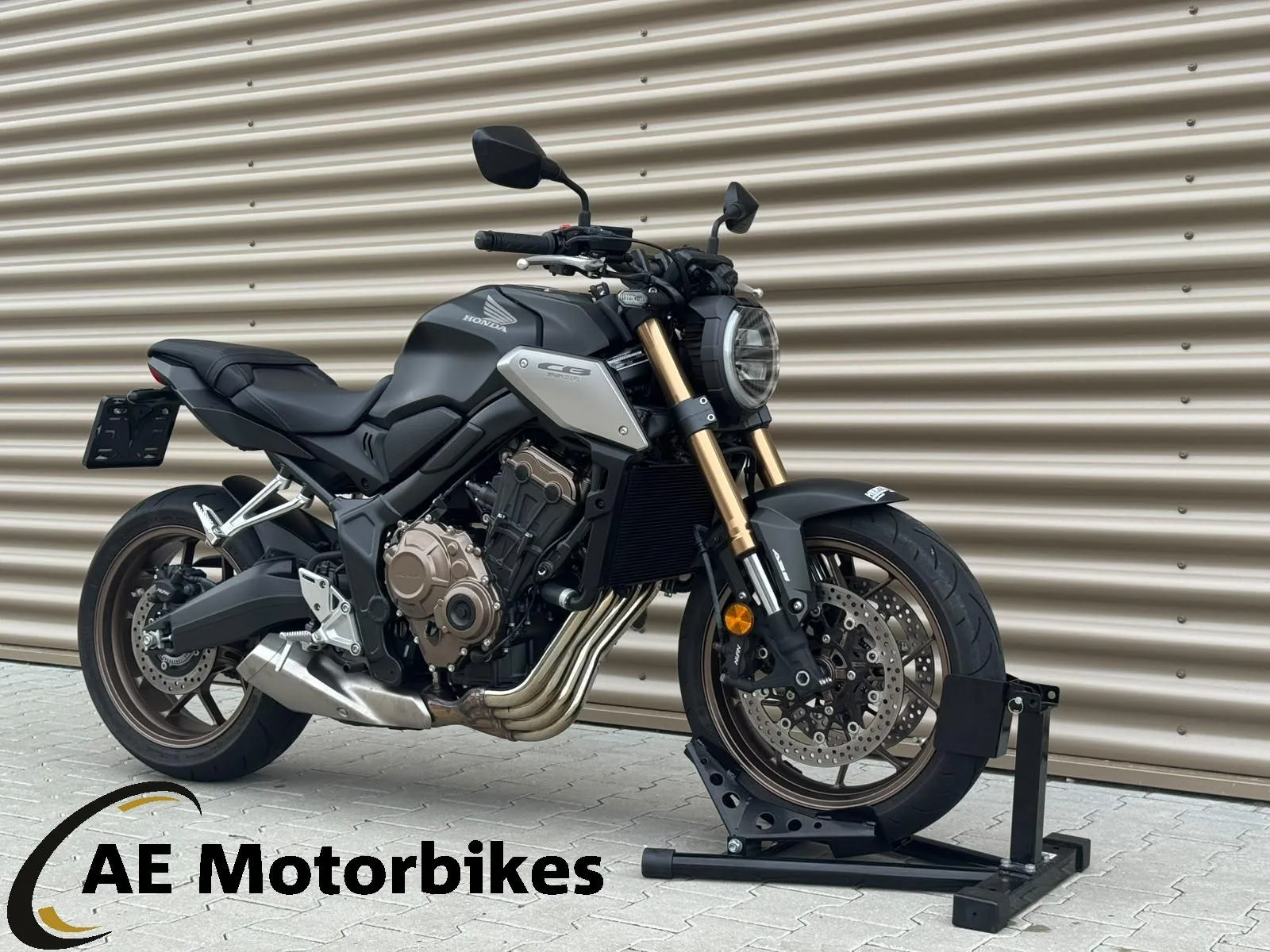 Honda CB650R (2021) — foto 1
