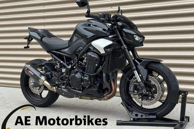 Kawasaki Z900 (2025)
