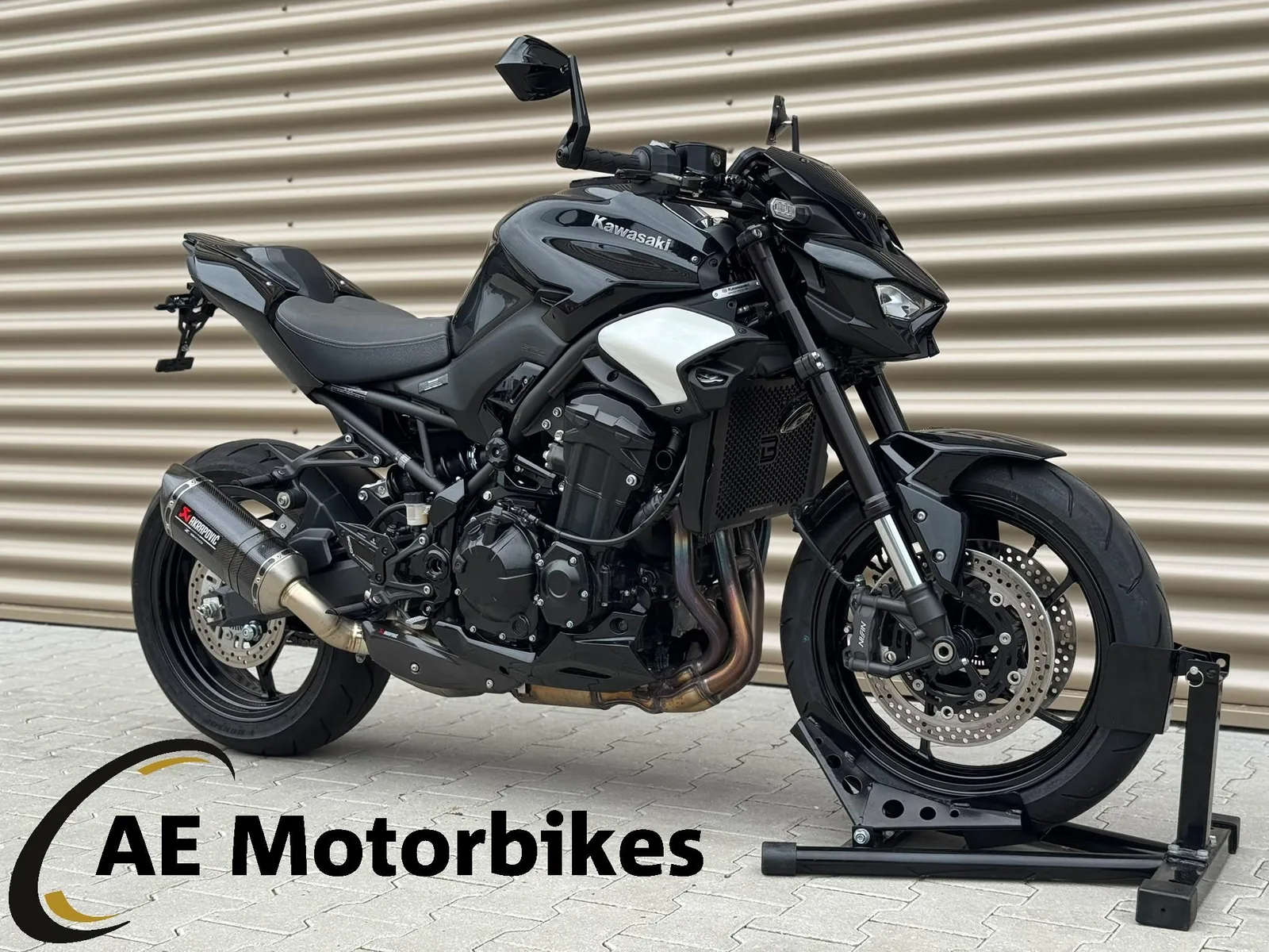 Kawasaki Z900 (2025) — foto 1