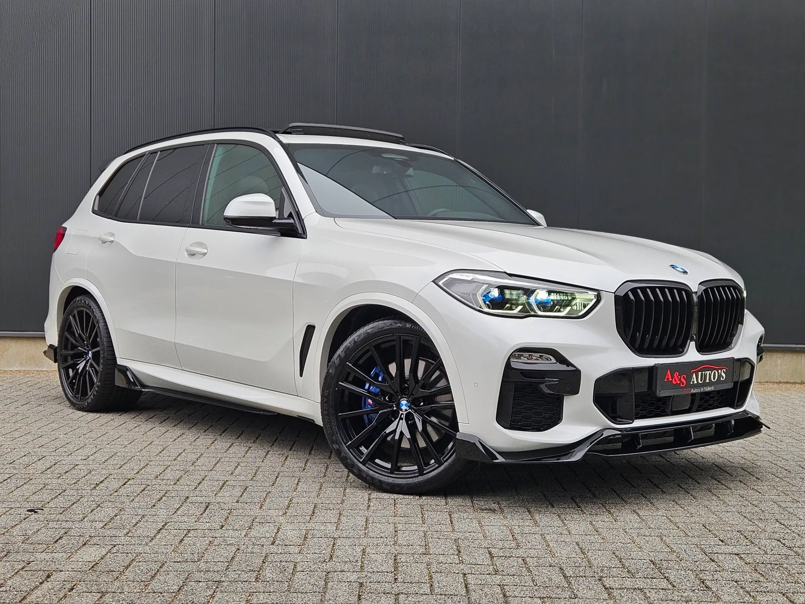 BMW X5 (2020) — foto 1