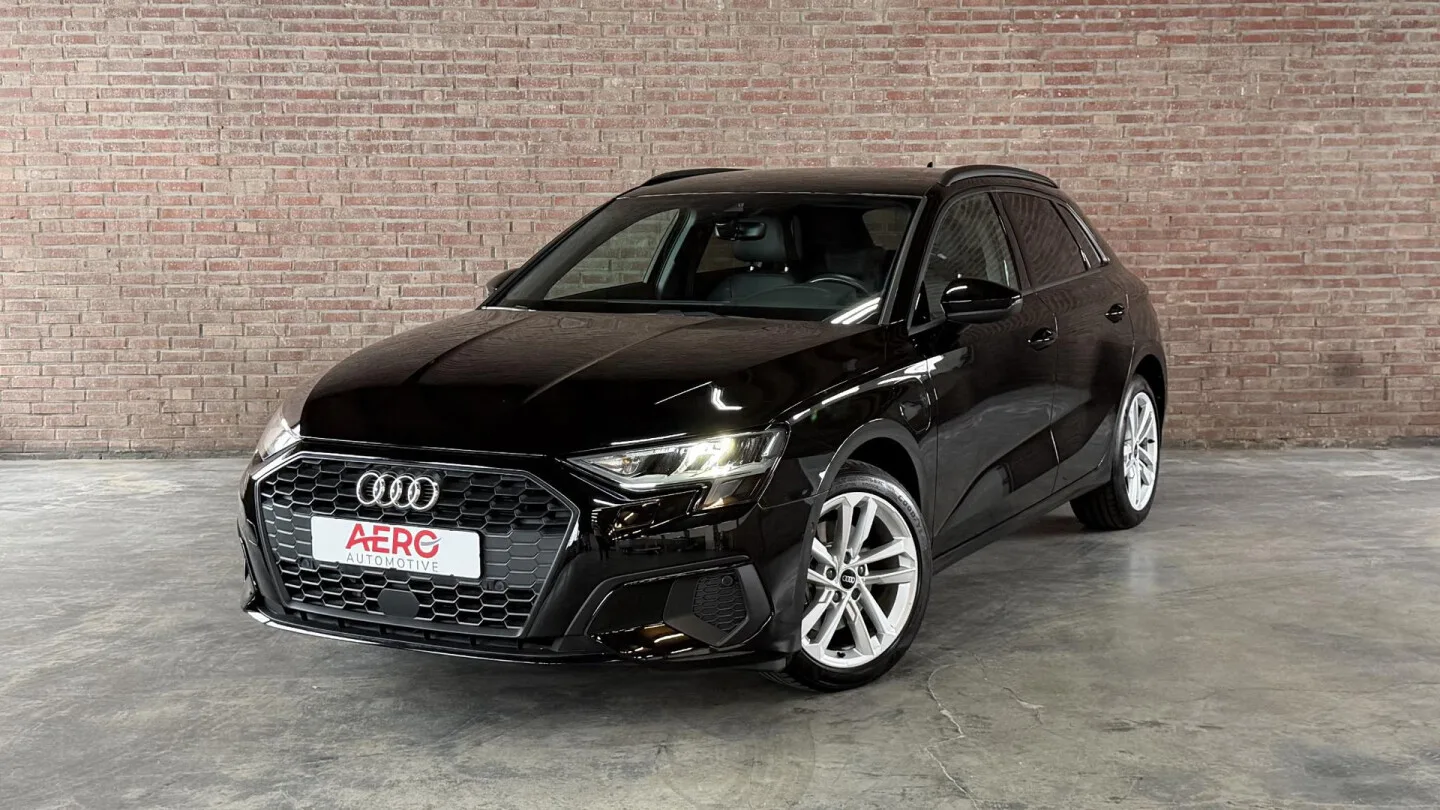 Audi A3 (2024) — foto 1