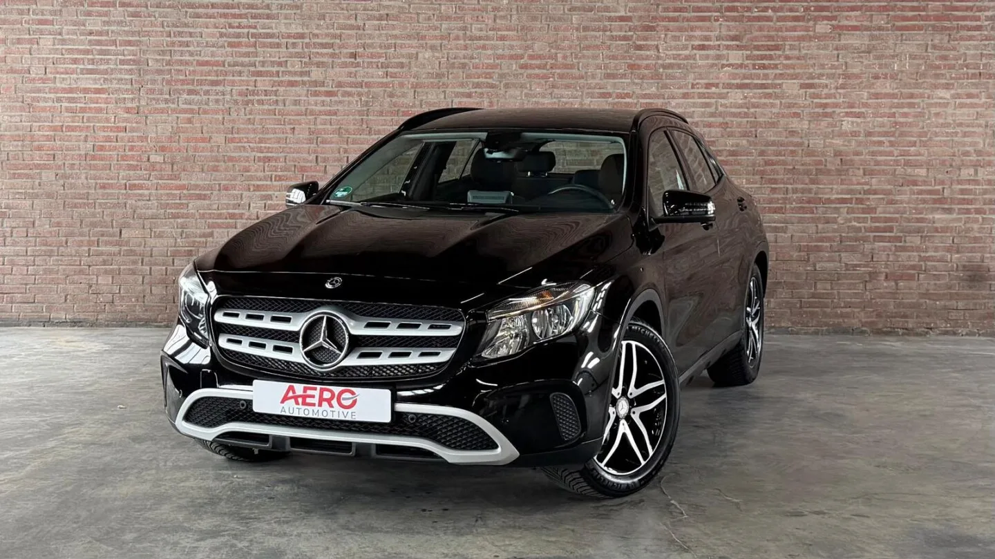 Mercedes-Benz GLA-Klasse (2018) — foto 1
