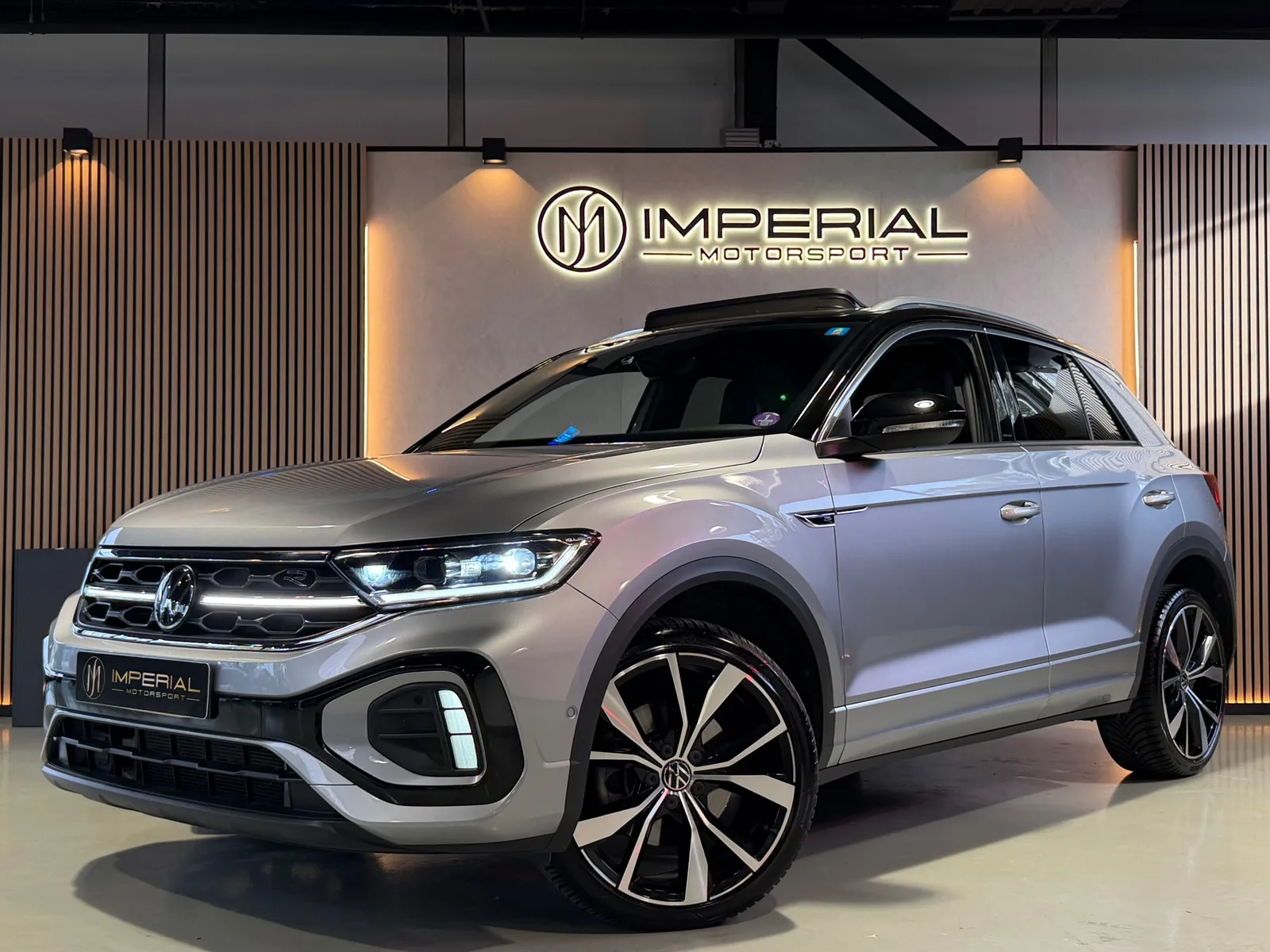 Volkswagen T-Roc (2023) — foto 1