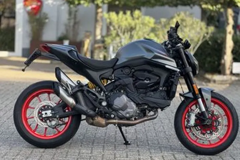 Ducati Monster 937 (2023)