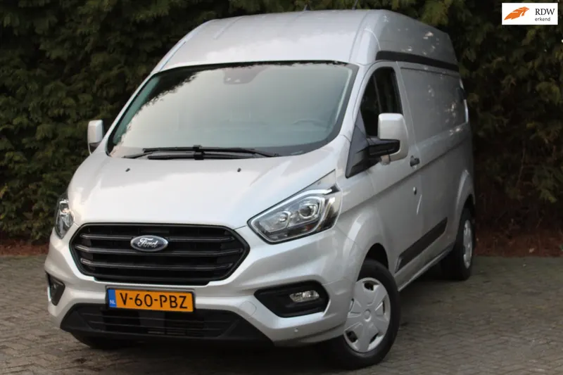 Ford Transit Custom (2023)