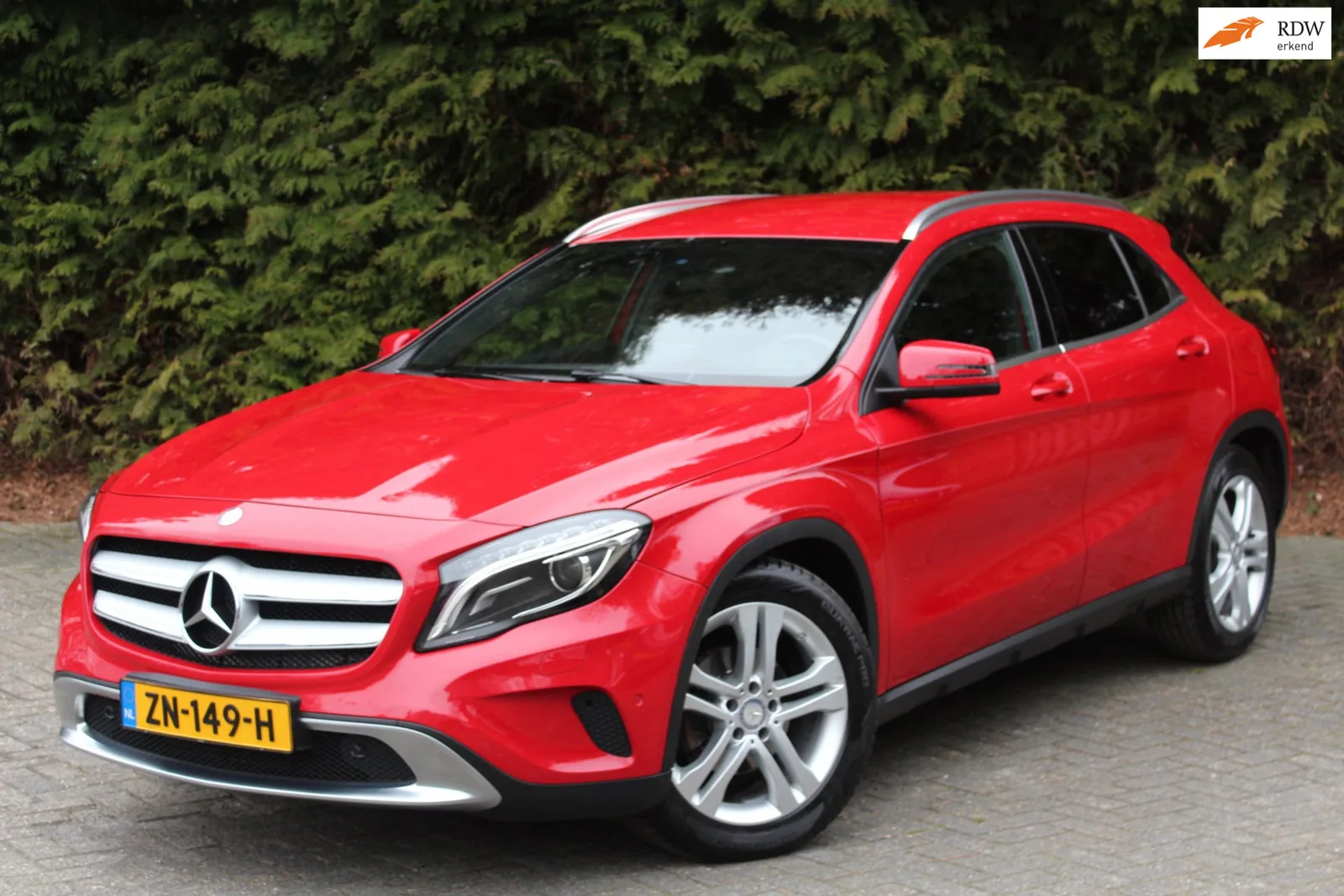Mercedes-Benz GLA-Klasse (2017) — foto 1