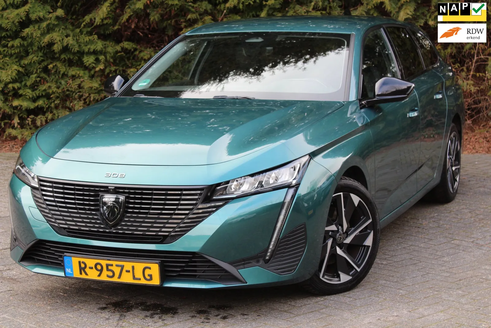 Peugeot 308 (2022) — foto 1