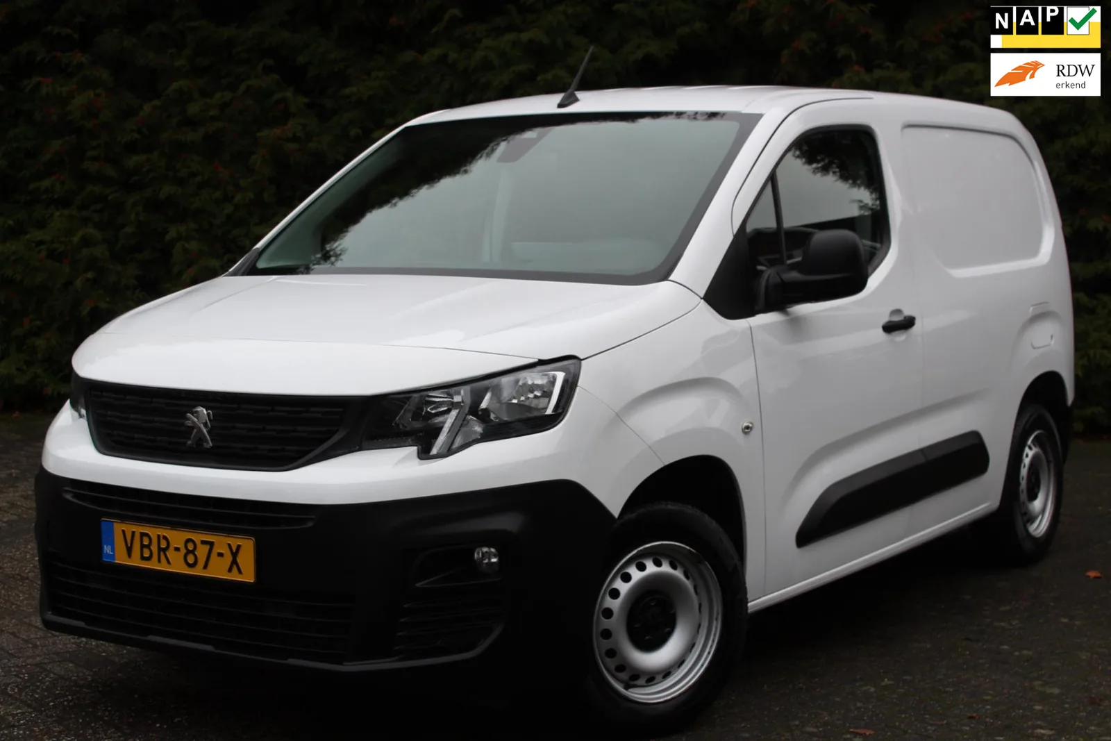 Peugeot Partner (2019) — foto 1