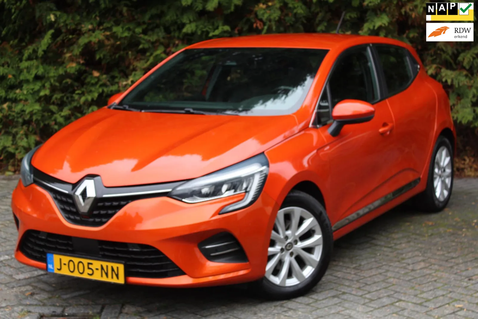 Renault Clio (2020) — foto 1