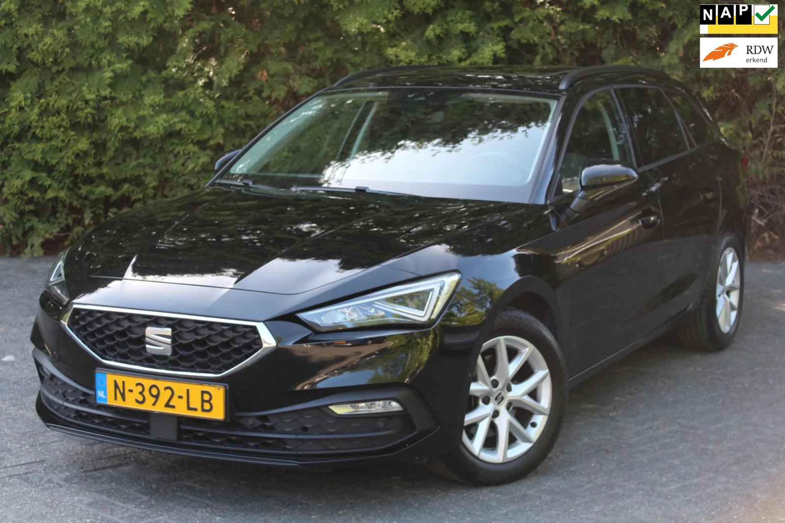 SEAT Leon Sportstourer (2021) — foto 1