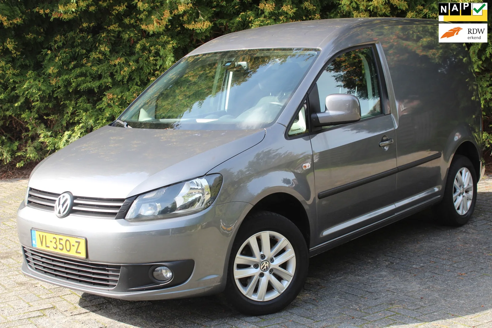 Volkswagen Caddy (2015) — foto 1