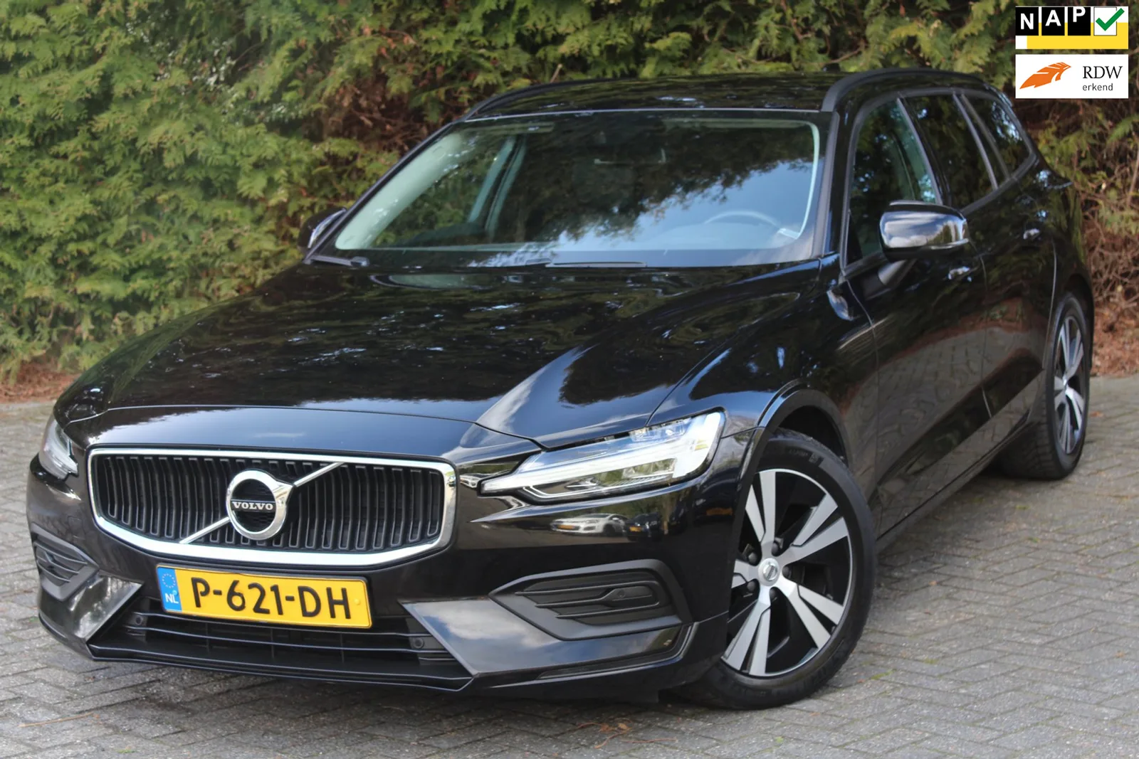 Volvo V60 (2022) — foto 1