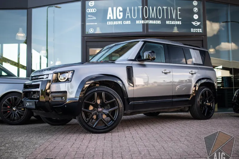 Land Rover Defender (2020)