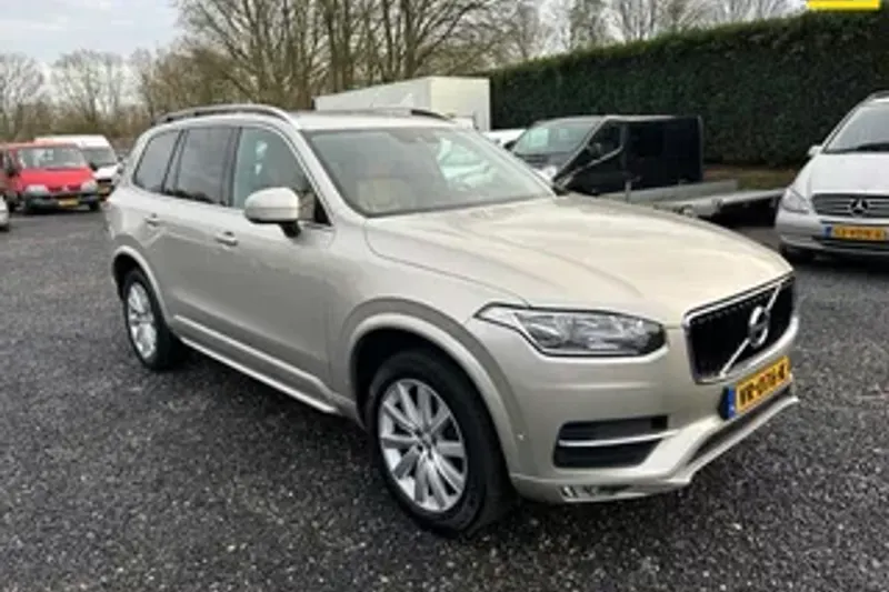 Volvo XC90 (2015)