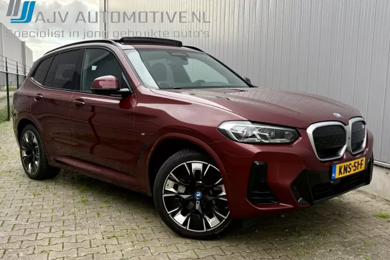BMW iX3 (2022)
