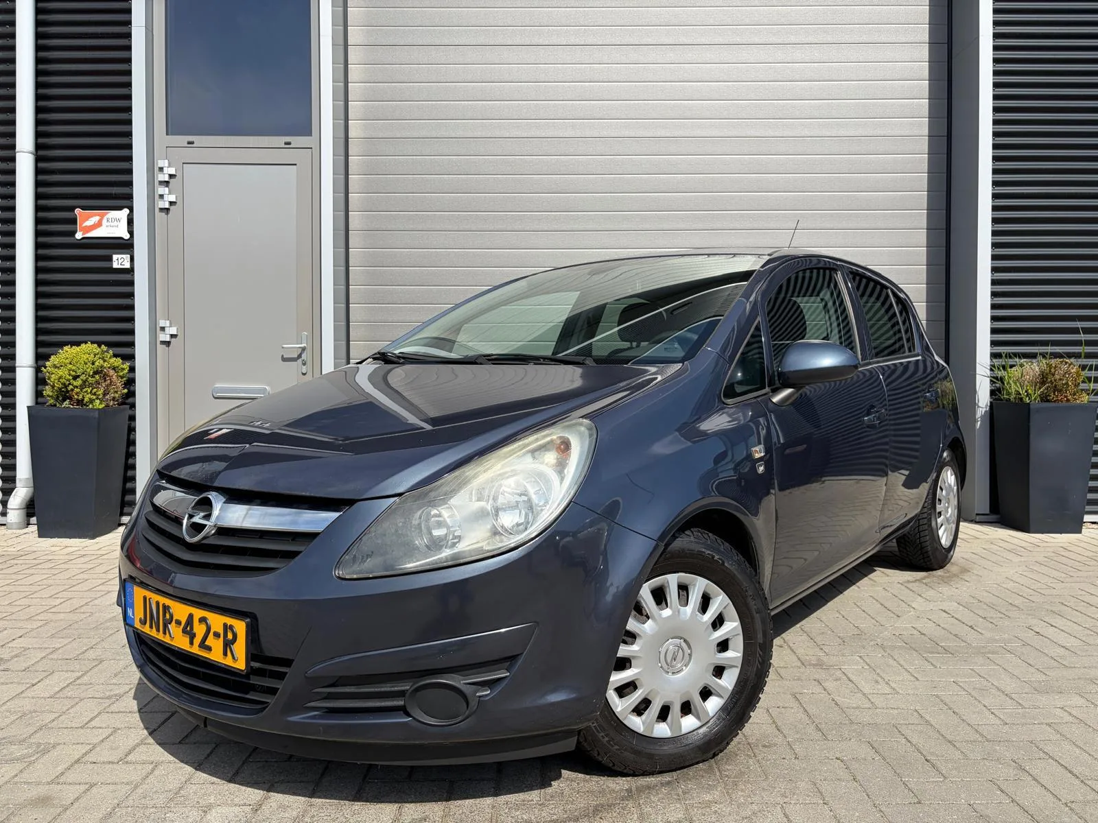 Opel Corsa (2010) — foto 1