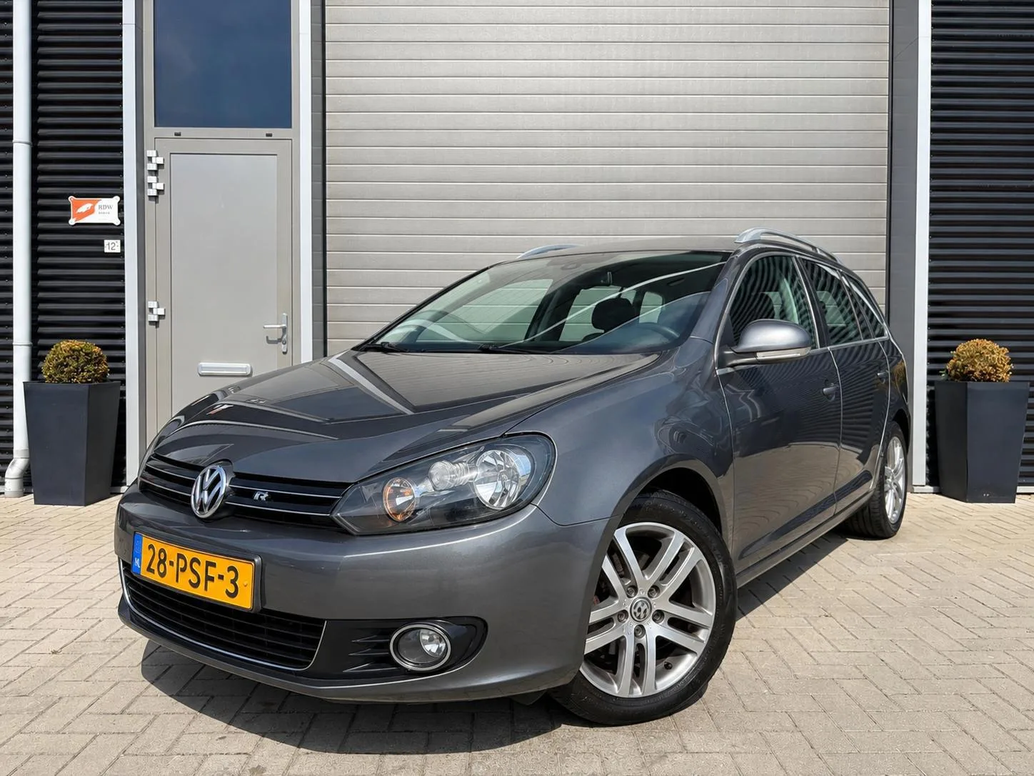 Volkswagen Golf (2011) — foto 1