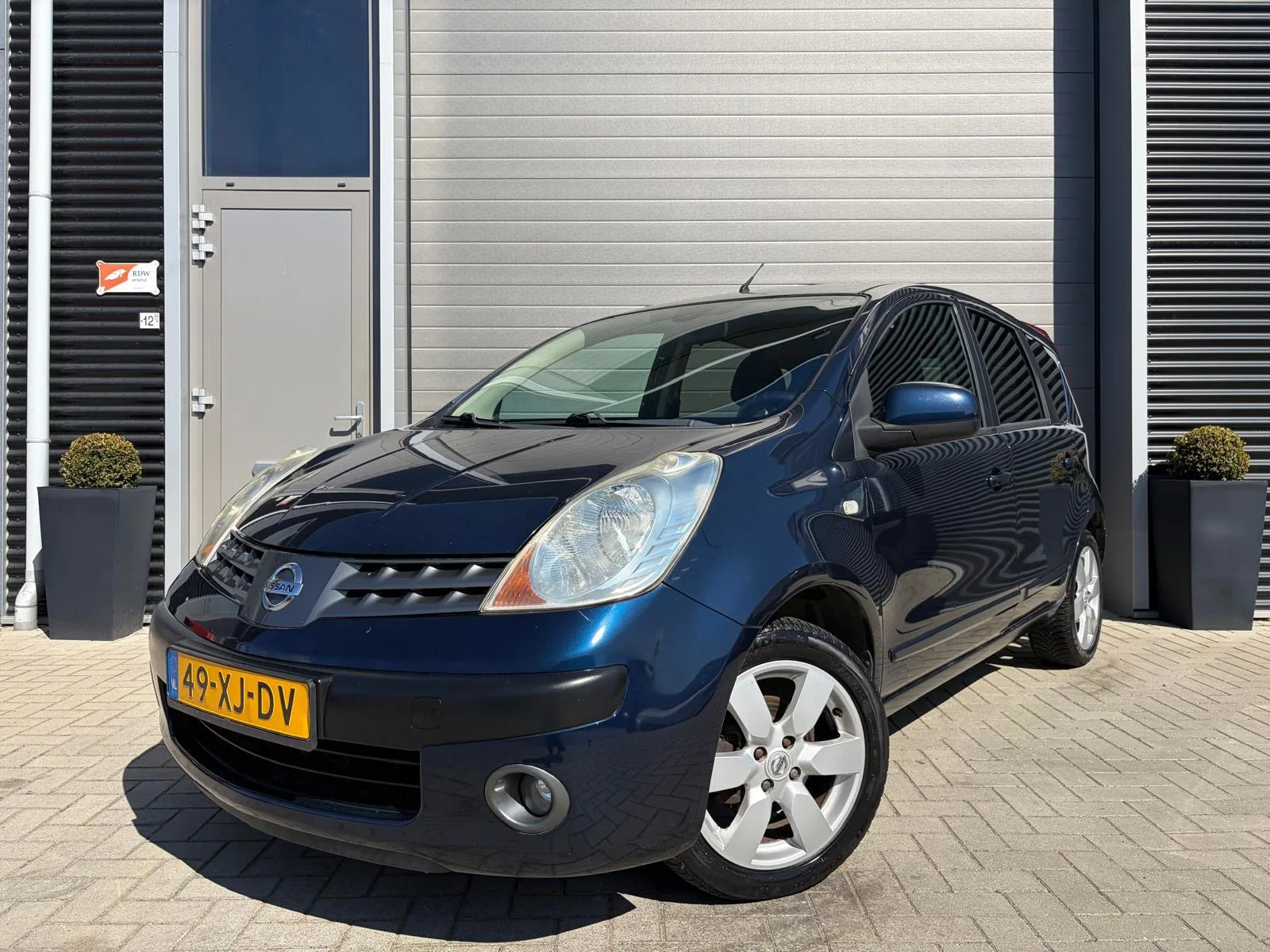Nissan Note (2007) — foto 1