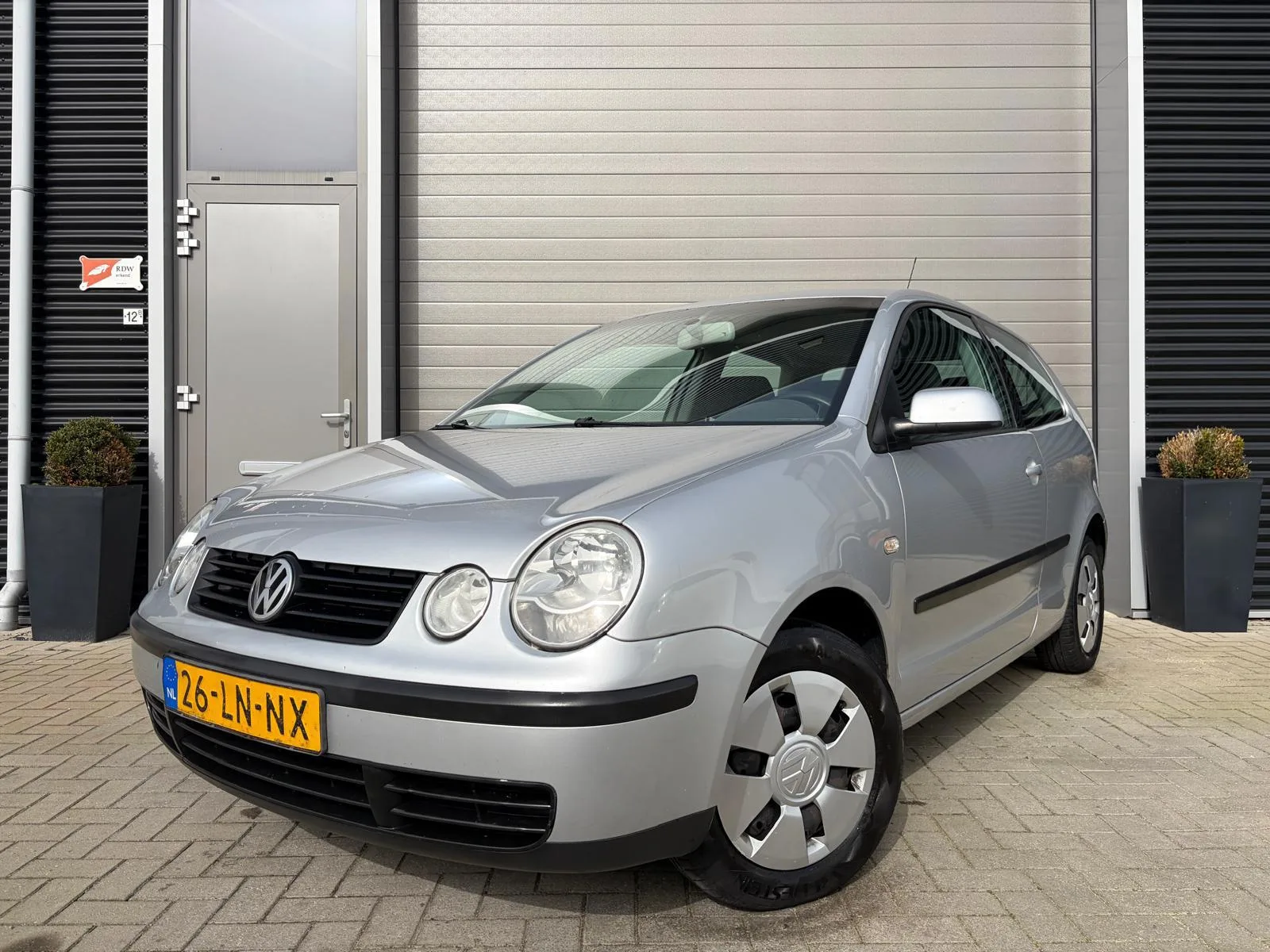 Volkswagen Polo (2003) — foto 1