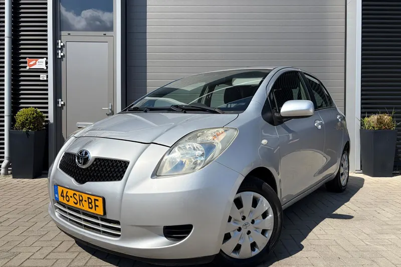 Toyota Yaris (2006)