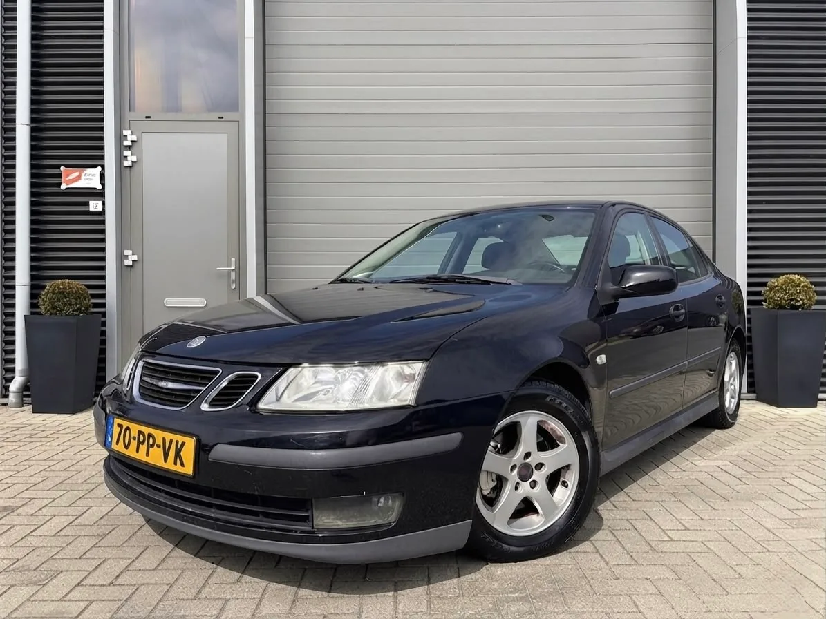 Saab 9-3 (2004) — foto 1