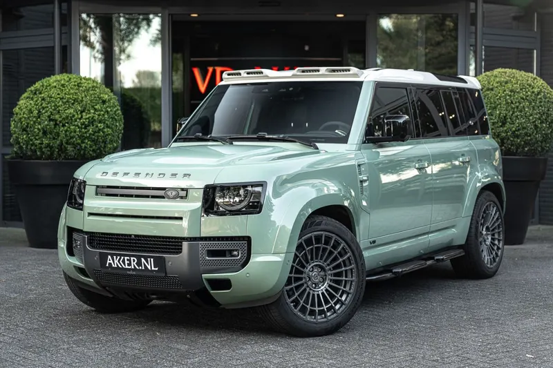 Land Rover Defender (2022)