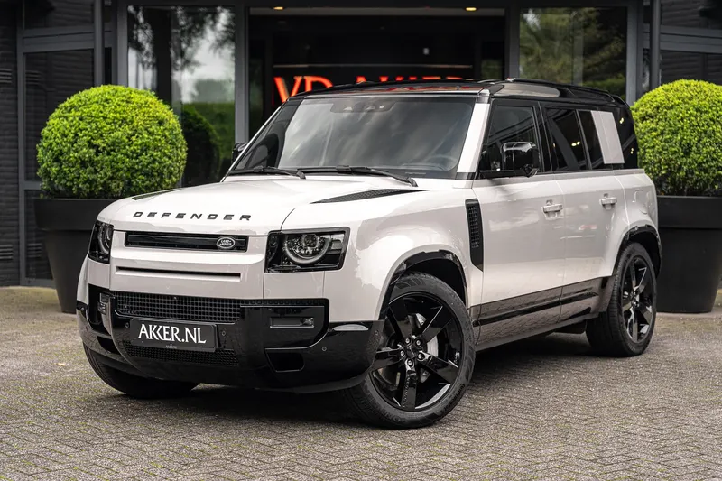 Land Rover Defender (2026)