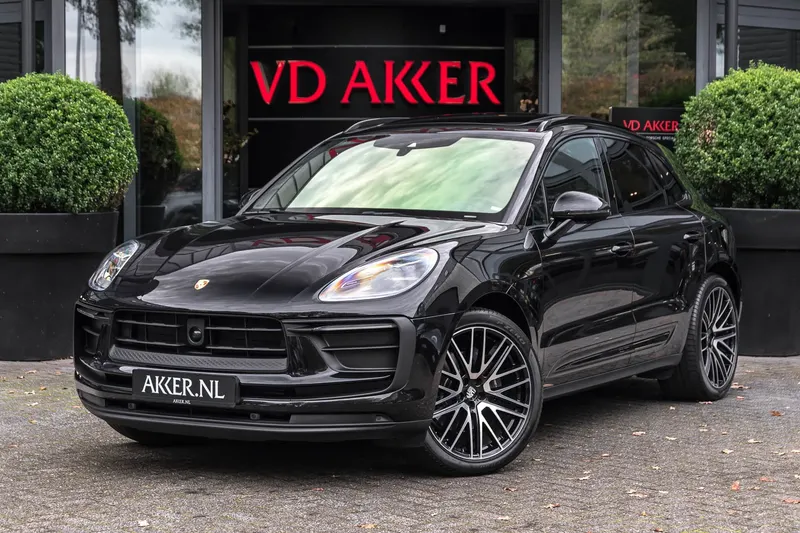Porsche Macan (2022)
