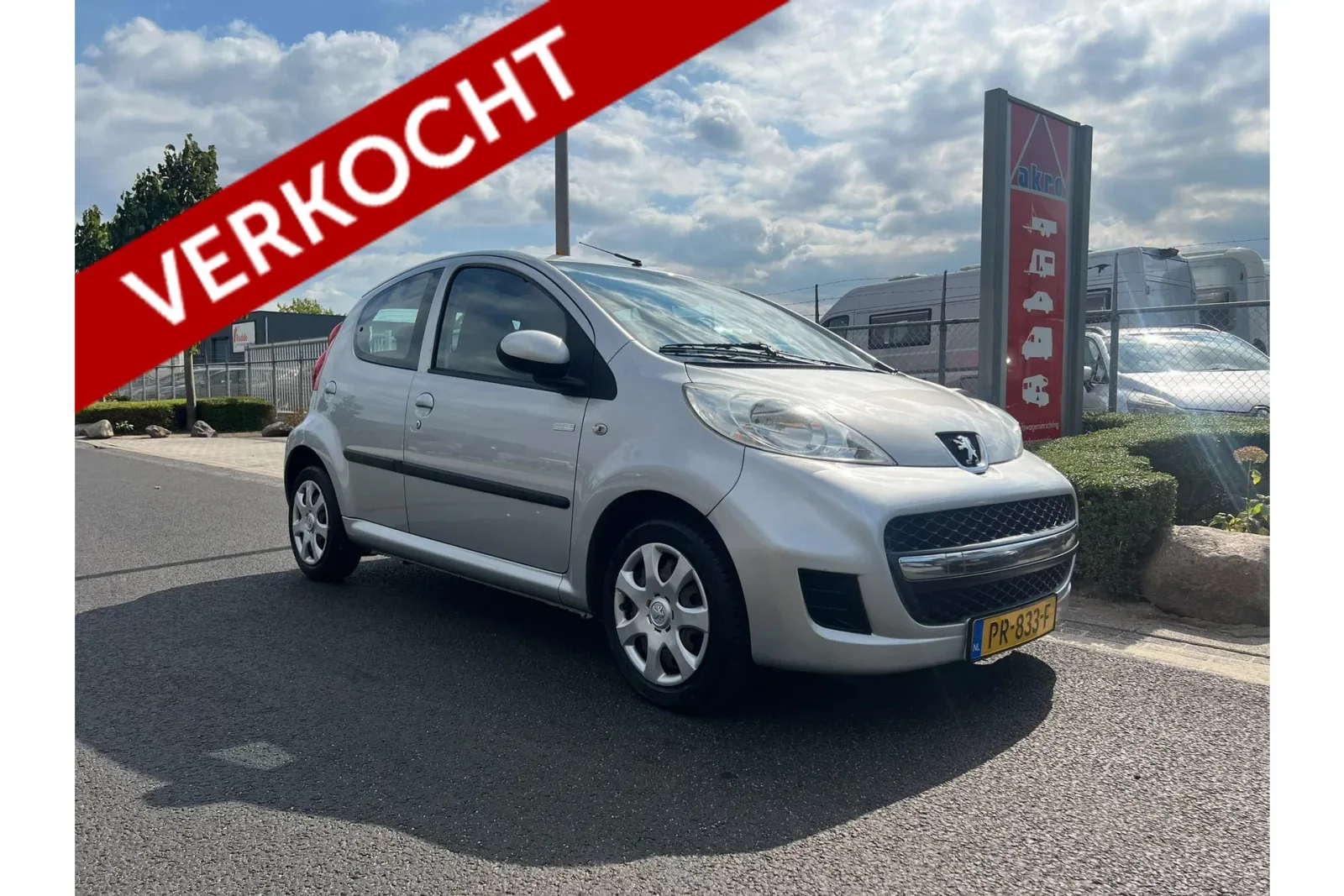 Peugeot 107 (2010) — foto 1