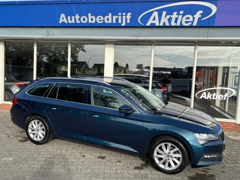Škoda Superb (2023) — foto 1