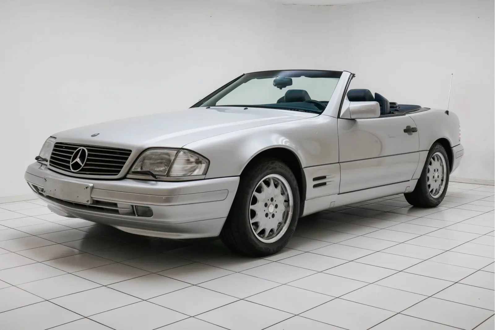 Mercedes-Benz SL-Klasse (1996) — foto 1