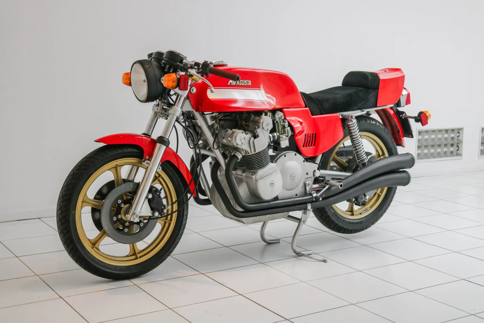 MV Agusta 750 S (1976) — foto 1