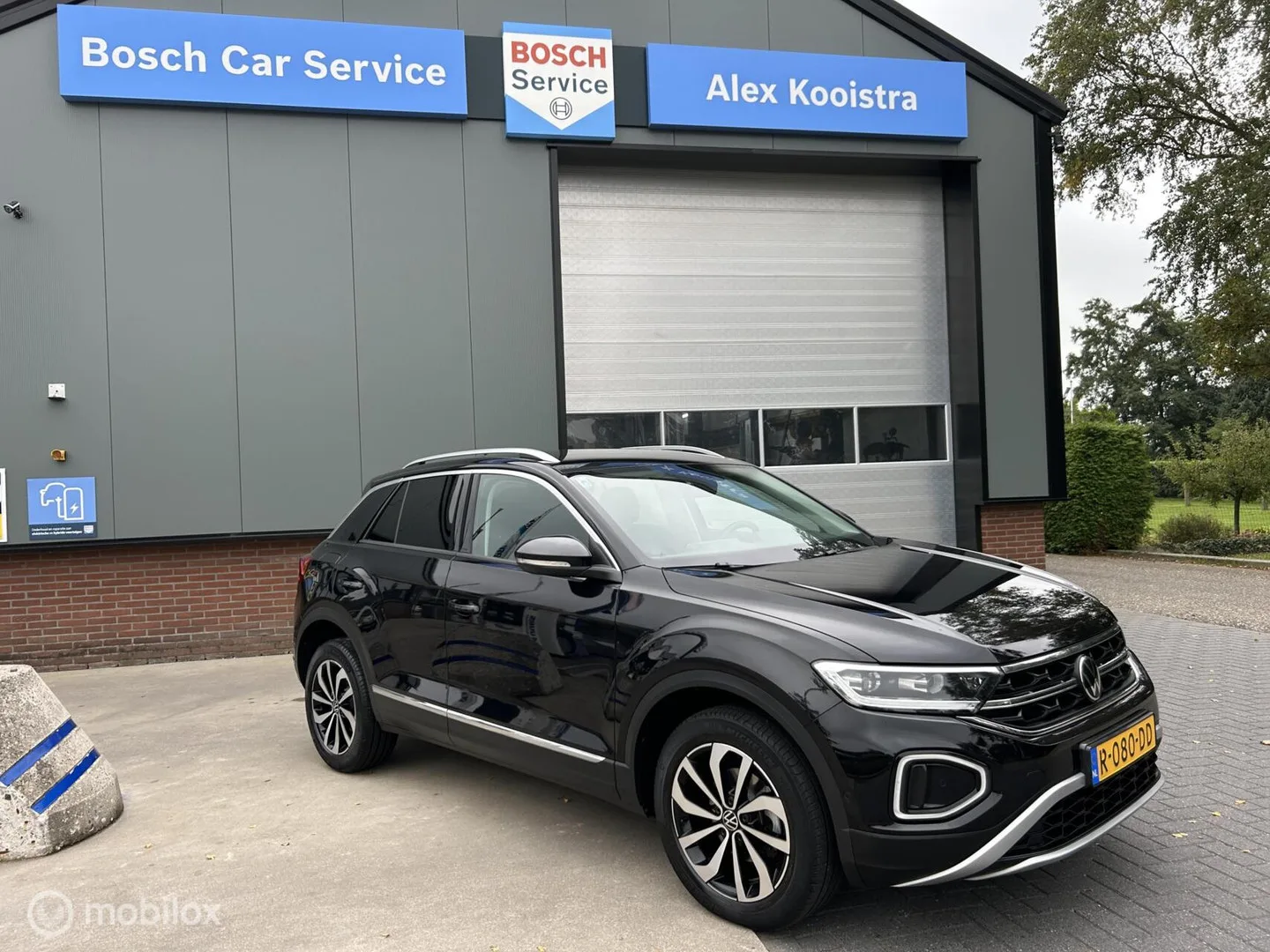 Volkswagen T-Roc (2022) — foto 1