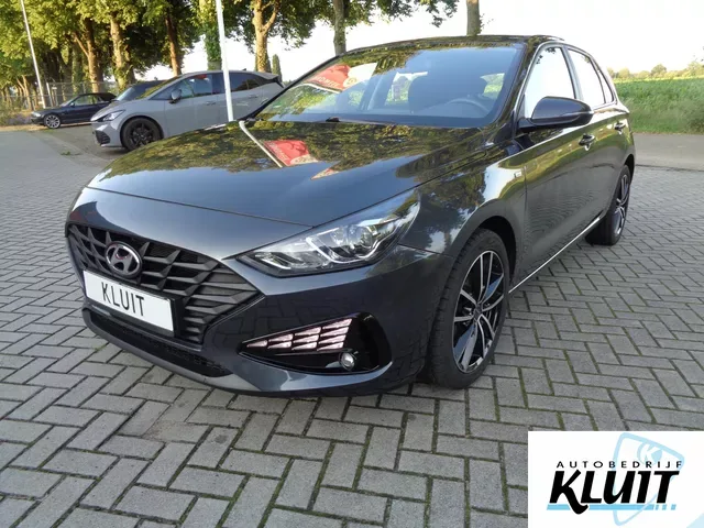 Hyundai i30 (2021) — foto 1