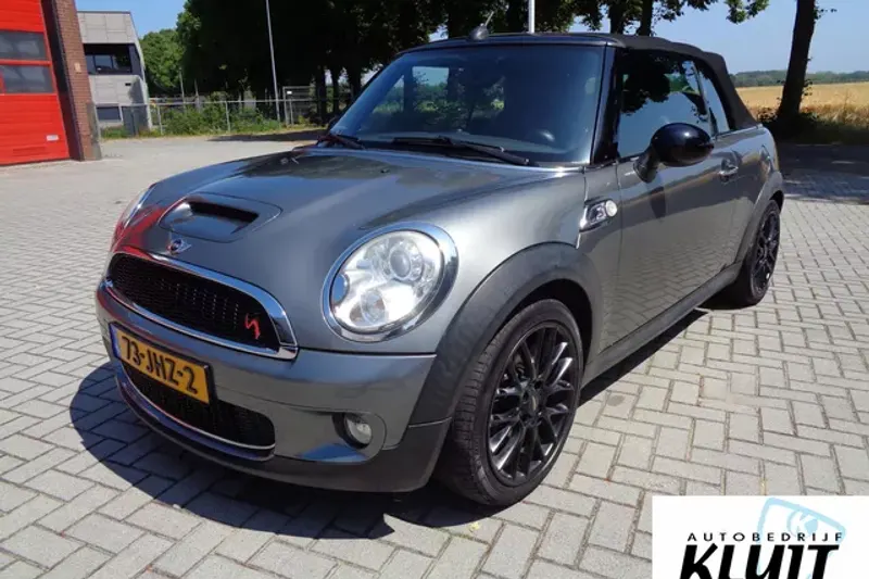 MINI Cabrio (2009)
