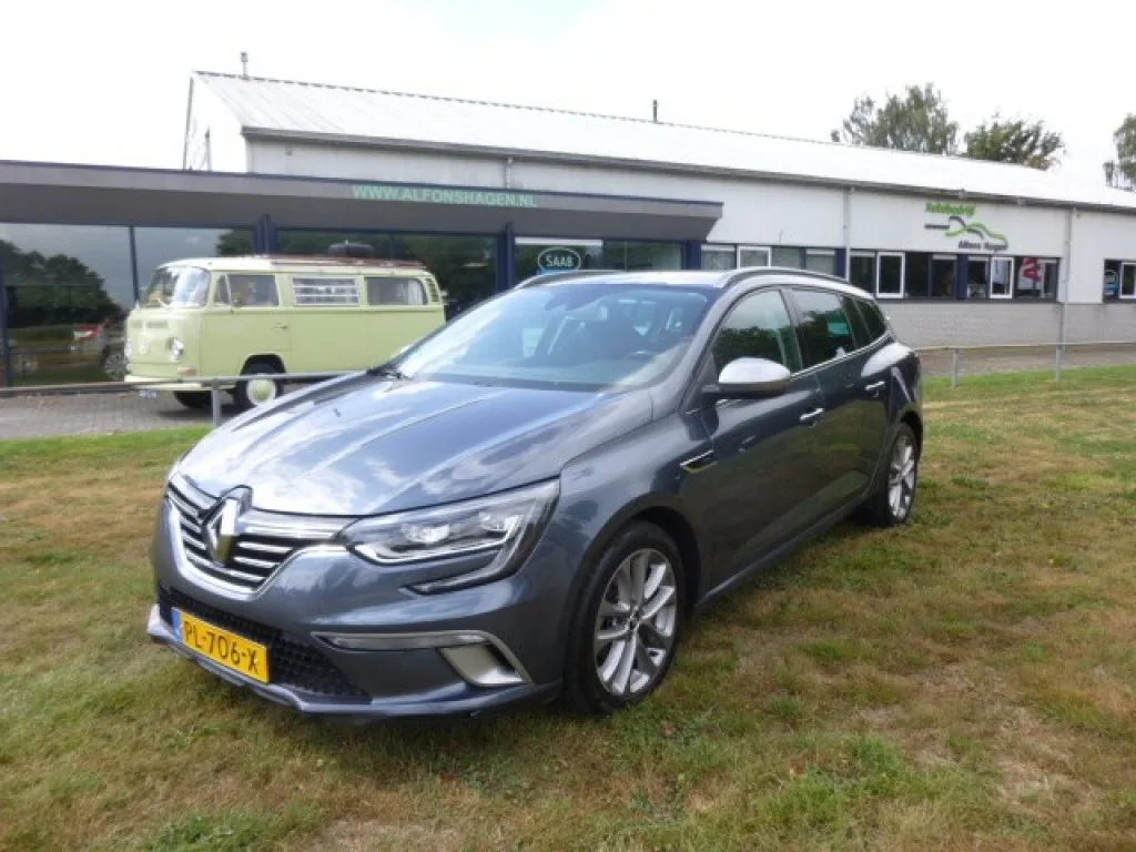 Renault Mégane (2017) — foto 1