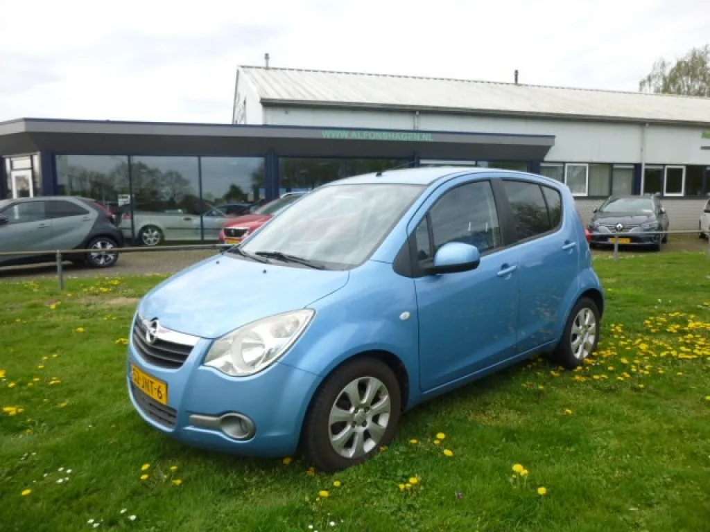 Opel Agila (2009) — foto 1