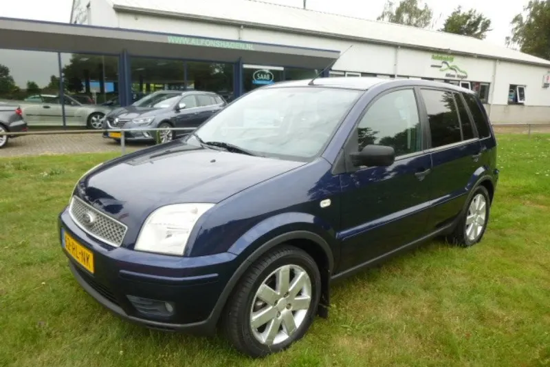 Ford Fusion (2005)