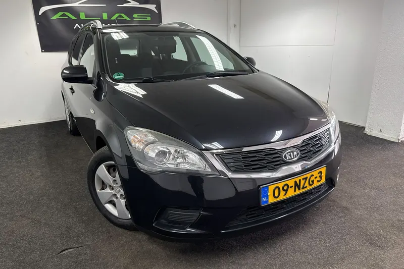 Kia Ceed (2011)
